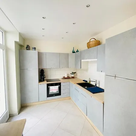 Apartment - 10 Pers - Paris Noisy-le-Grand